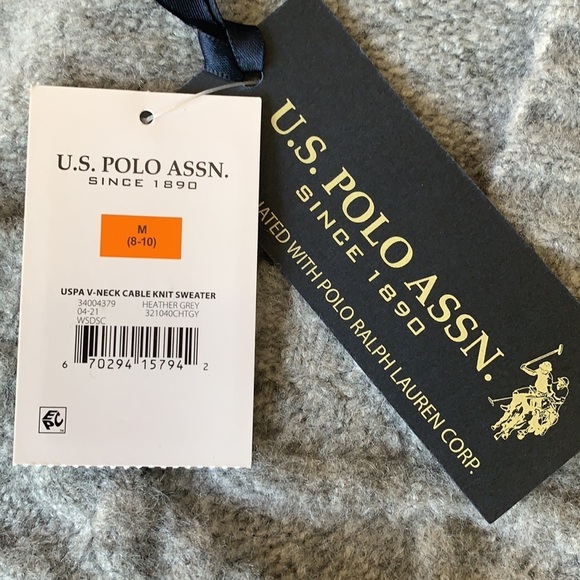 U.S. Polo Assn. V-Neck Heather Gray Monogram Sweater Sz M NWT - Picture 11 of 11